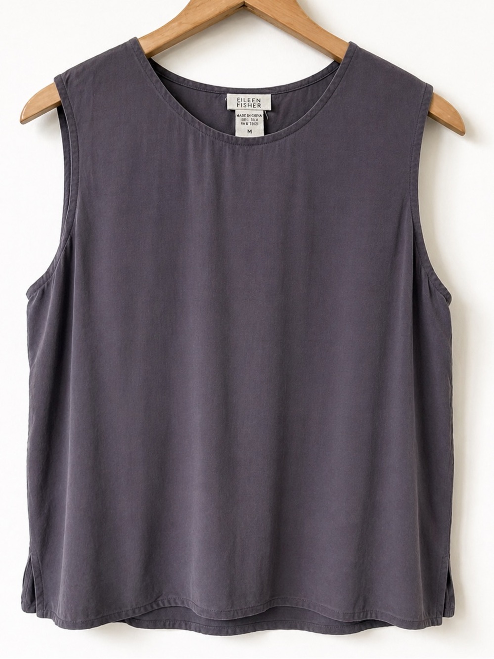 Eileen Fisher 100% Silk Sleeveless Tank Top  Minimalist Chic Career Size M - Picture 2 of 9